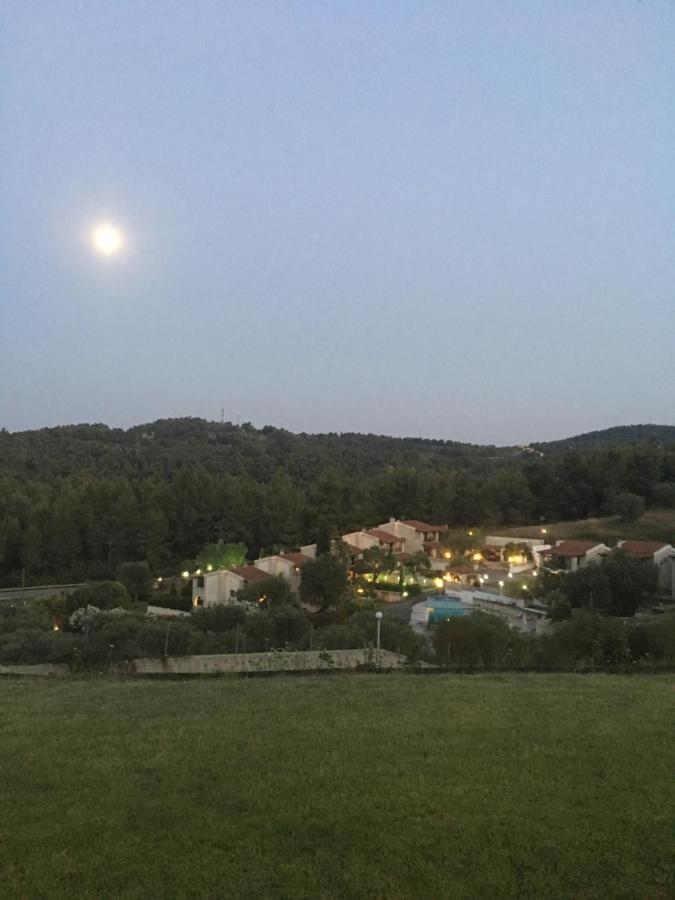 Villa Sourouko パリウリ エクステリア 写真