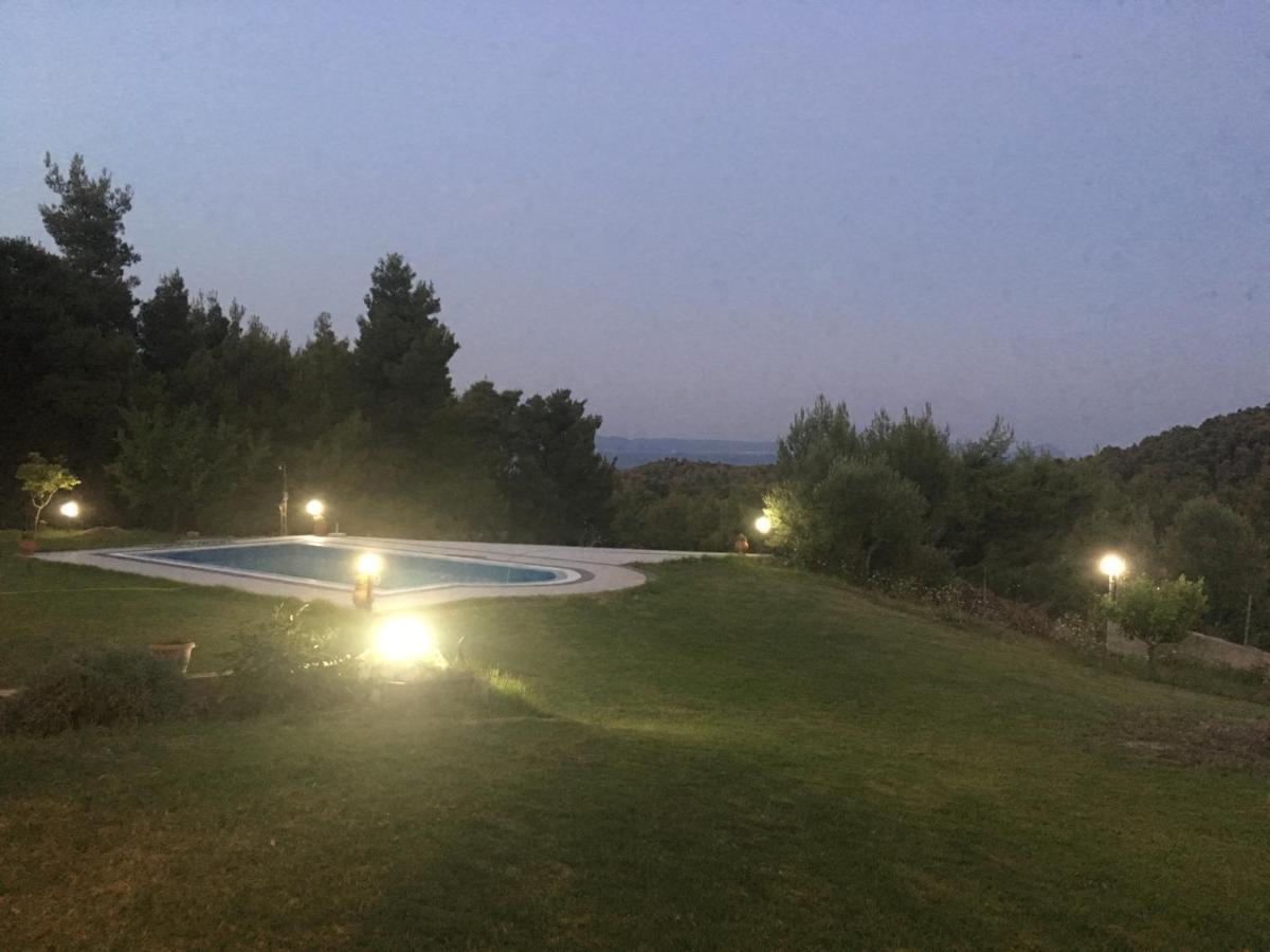 Villa Sourouko パリウリ エクステリア 写真